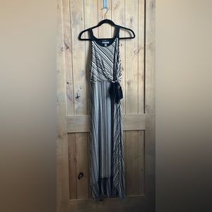 A Pea in the Pod ankle length dress in size Medium